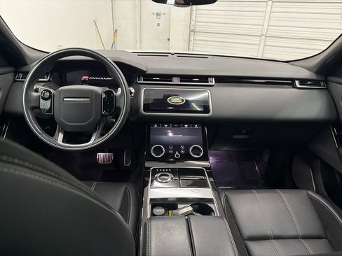 Used 2018 Land Rover Range Rover Velar R-Dynamic SE image 22