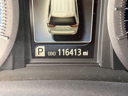 Used 2018 Toyota Sienna XLE FWD image 14