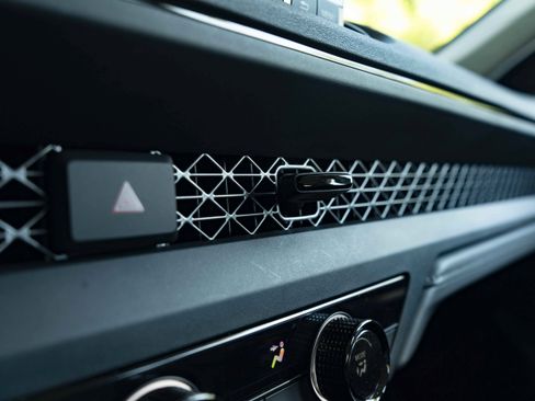 Used 2025 Honda Accord LX image 32