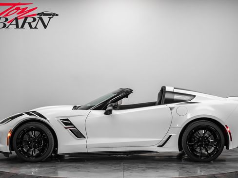 Used 2019 Chevrolet Corvette Grand Sport image 2