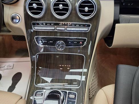 Used 2015 Mercedes-Benz C 300 4MATIC Sedan image 18