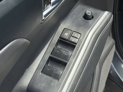 Certified 2024 Toyota Highlander XLE FWD image 26