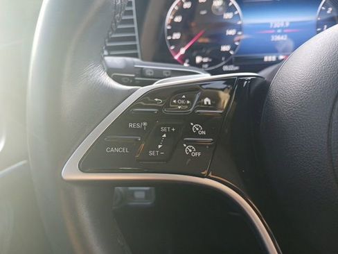 Used 2024 Mercedes-Benz GLE 350 4MATIC image 24