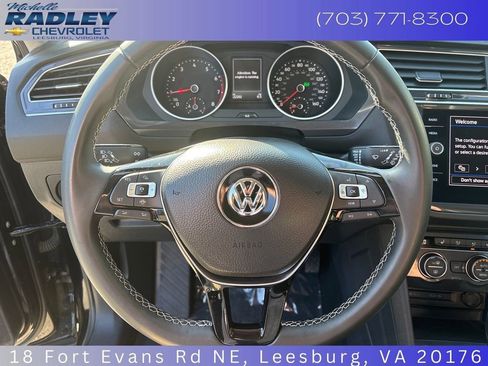 Used 2021 Volkswagen Tiguan SE AWD/4WD image 15