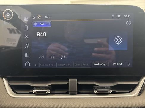 Used 2025 Chevrolet Equinox LT w/ Convenience Package II image 16