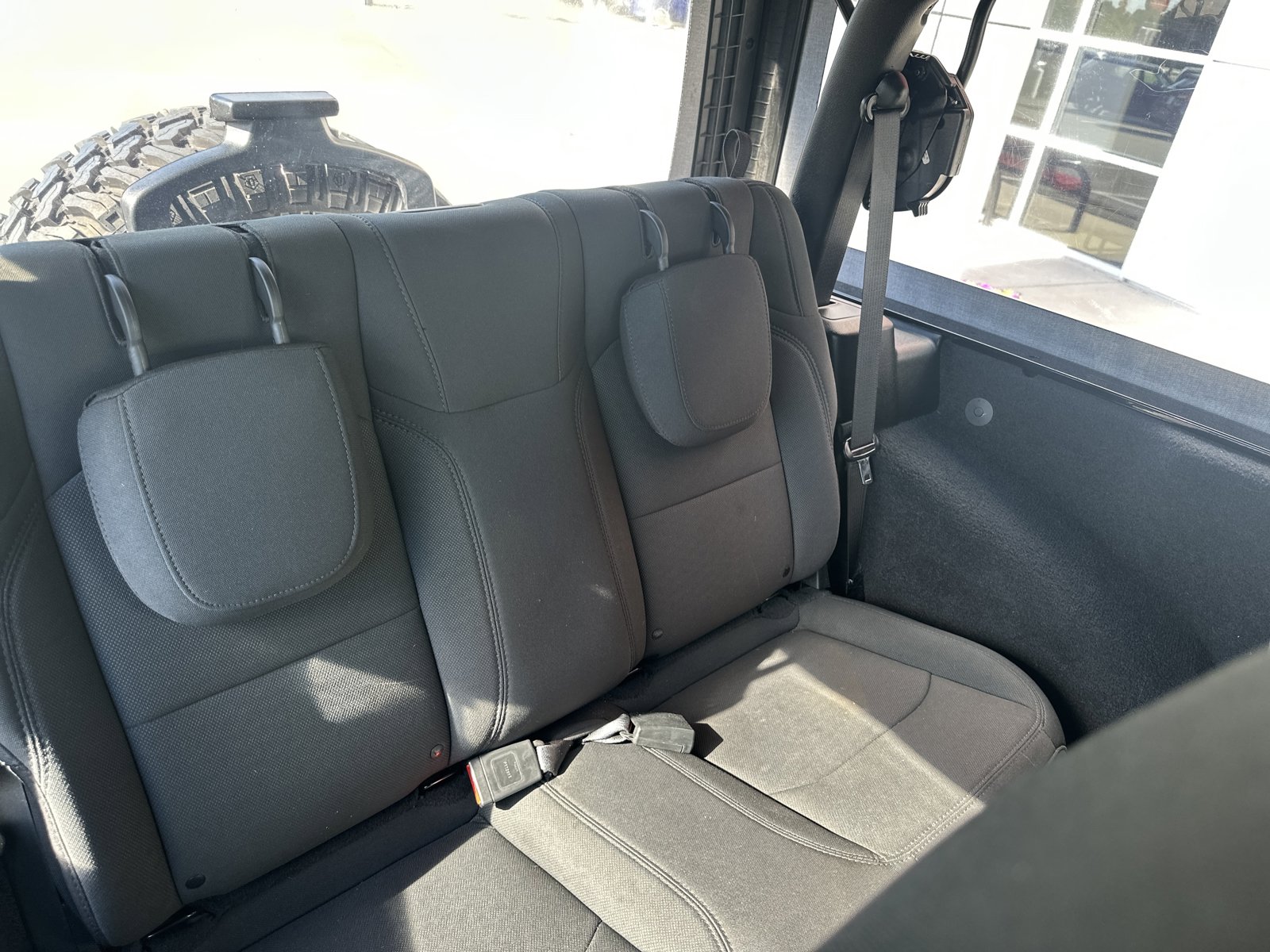 Used 2021 Jeep Wrangler Sport AWD/4WD image 23