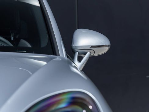 Certified 2026 Porsche Macan AWD/4WD image 20