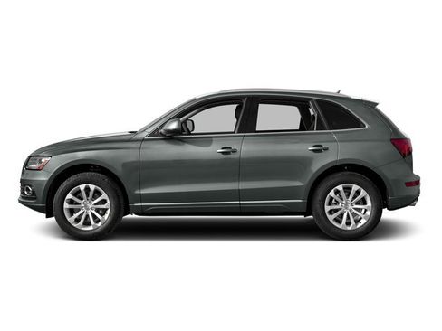 Used 2016 Audi Q5 2.0T Premium Plus w/ Technology Package AWD/4WD image 3