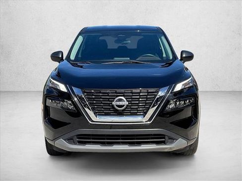 Used 2023 Nissan Rogue S FWD image 2