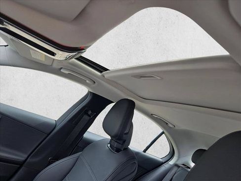 Certified 2025 Mercedes-Benz C 300 Sedan image 16