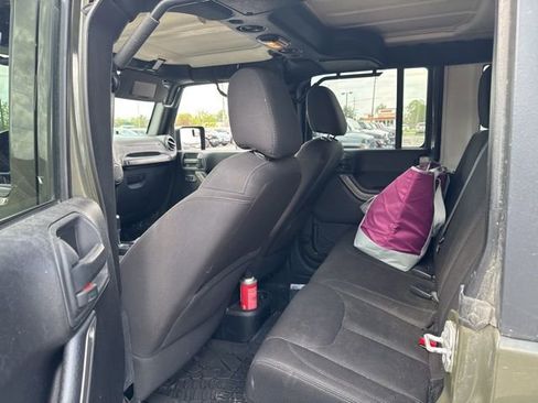 Used 2015 Jeep Wrangler Unlimited Sport w/ Quick Order Package 24S AWD/4WD image 9