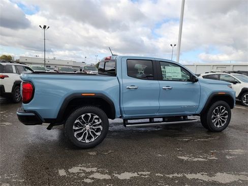 New 2026 GMC Canyon Denali image 2