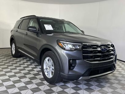 Used 2025 Ford Explorer Active w/ Active Comfort Package