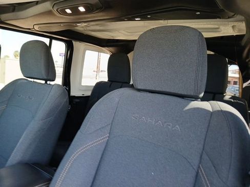 Used 2024 Jeep Wrangler Sahara image 25