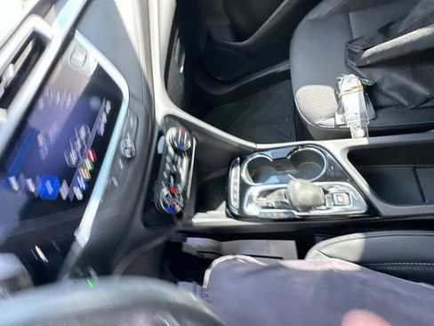 Used 2023 Buick Encore GX Select w/ Safety Package II AWD/4WD image 32