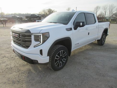 New 2026 GMC Sierra 1500 AT4 w/ AT4 Premium Package image 11