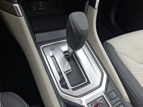 Certified 2023 Subaru Forester Premium image 15