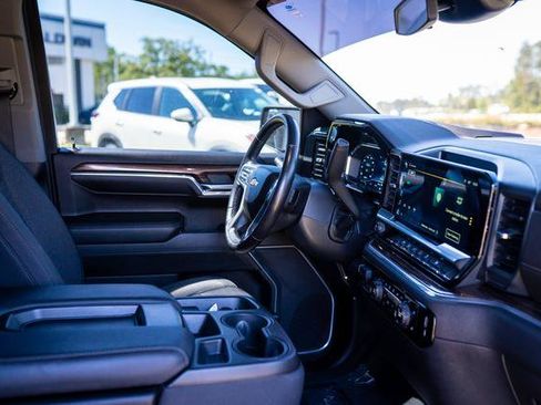 Used 2022 Chevrolet Silverado 1500 LT w/ All Star Edition Plus RWD image 23