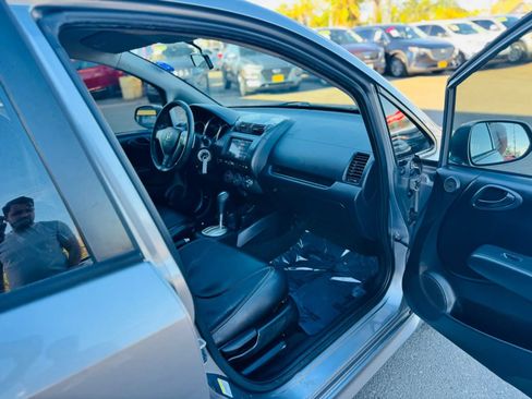 Used 2008 Honda Fit Sport image 11