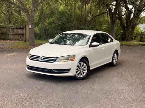 Used 2015 Volkswagen Passat 1.8T Wolfsburg Edition FWD image 1