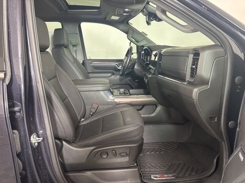 Used 2024 Chevrolet Silverado 3500 LTZ w/ LTZ Plus Package image 4