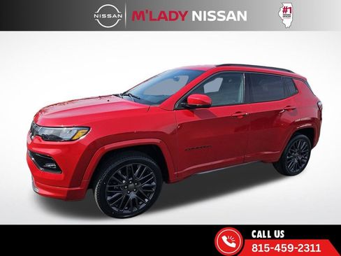 Used 2022 Jeep Compass Limited image 3