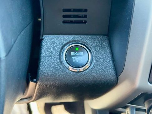 Used 2020 Ford F150 Lariat w/ Equipment Group 502A Luxury AWD/4WD image 26