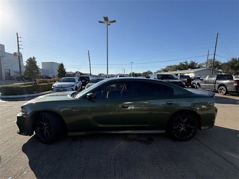 Used 2021 Dodge Charger R/T w/ Blacktop Package image 8