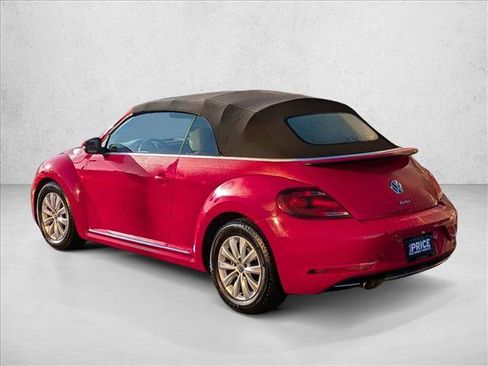 Used 2017 Volkswagen Beetle 1.8T S image 8