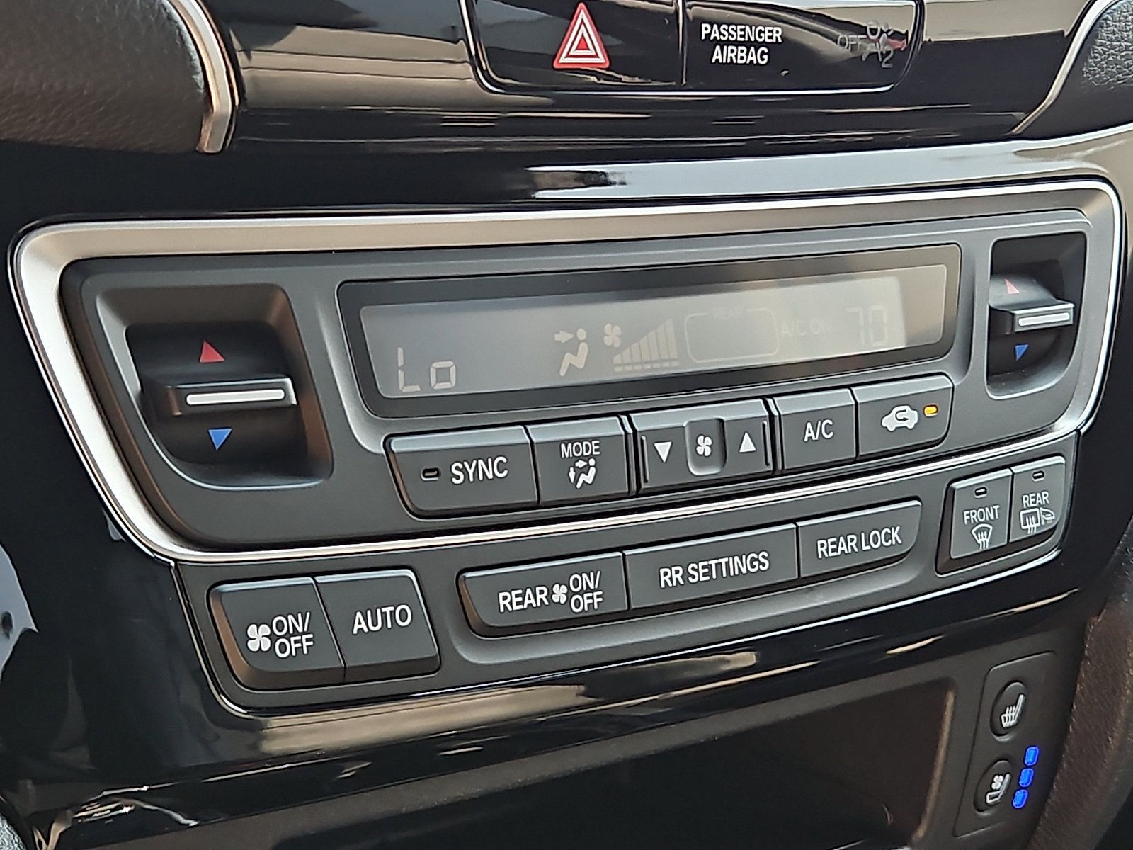 Used 2022 Honda Passport Elite image 16