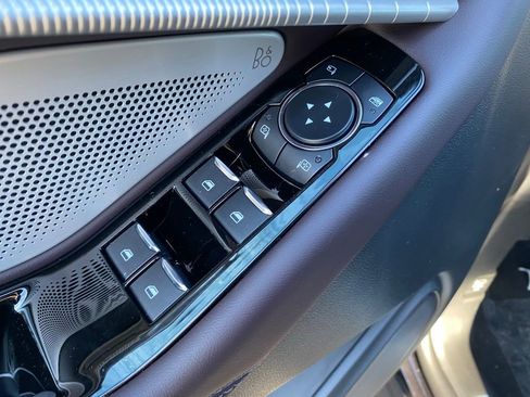 New 2026 Ford Explorer Platinum image 12