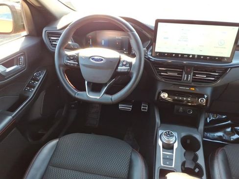 Used 2024 Ford Escape ST-Line w/ Tech Pack #1 image 17