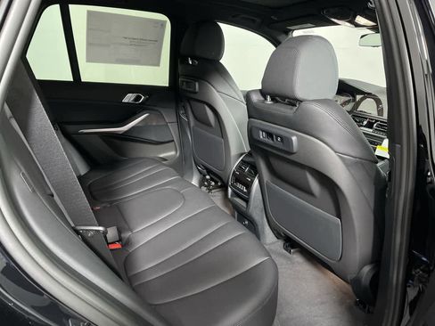 Certified 2022 BMW X5 xDrive40i w/ Premium Package image 14