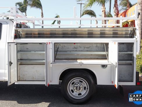 Used 2020 Ford F350 XL w/ Power Equipment Group image 7