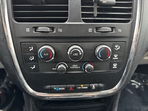Used 2014 Dodge Grand Caravan SE w/ Quick Order Package 29E SE image 13