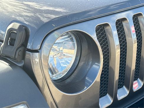 Used 2018 Jeep Wrangler Unlimited Sport S image 26