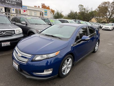 Used 2013 Chevrolet Volt Premium w/ Premium Trim Package image 7
