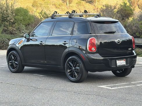 Used 2011 MINI Cooper Countryman image 4
