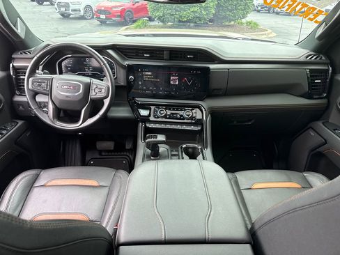 Certified 2023 GMC Sierra 1500 AT4 w/ AT4 Premium Package AWD/4WD image 31