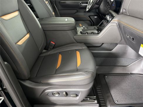 New 2026 GMC Sierra 2500 AT4 w/ AT4 Premium Plus Package AWD/4WD image 11