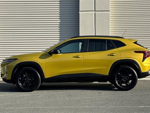 Used 2025 Chevrolet Trax ACTIV w/ Driver Confidence Package image 7