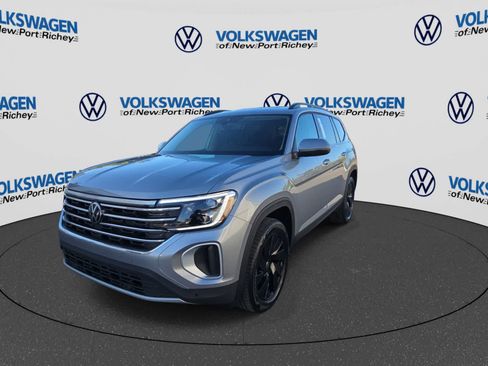 Used 2026 Volkswagen Atlas SE AWD/4WD image 4