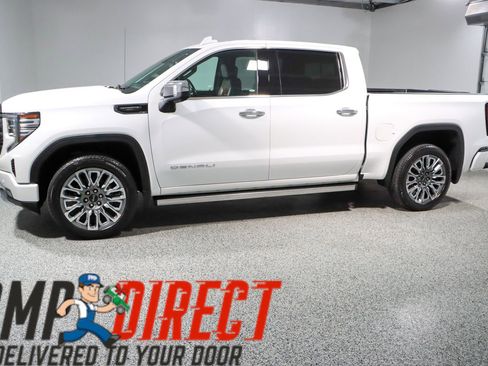 Used 2025 GMC Sierra 1500 Denali Ultimate image 10