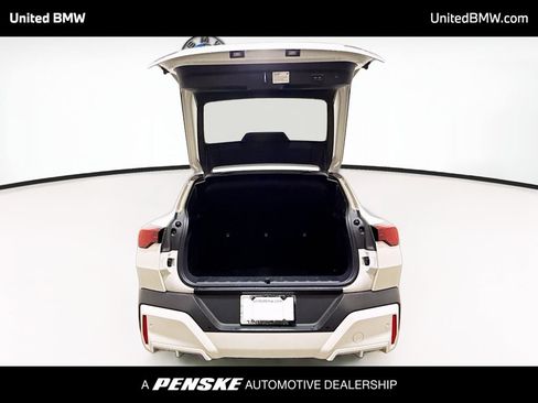 Used 2024 BMW X2 xDrive28i w/ Premium Package AWD/4WD image 13