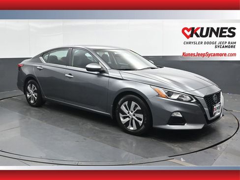 Used 2020 Nissan Altima 2.5 S FWD image 1