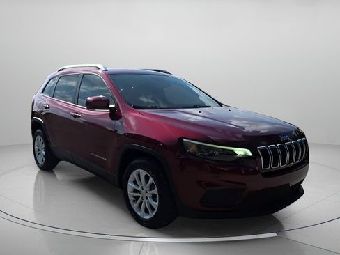 Used 2021 Jeep Cherokee Latitude image 3