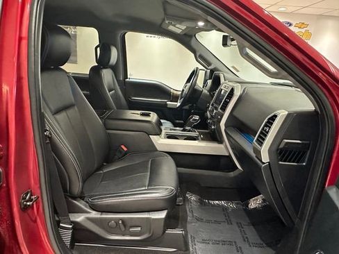 Used 2019 Ford F150 Lariat image 7