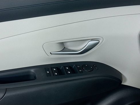 New 2026 Hyundai Tucson SEL FWD image 17