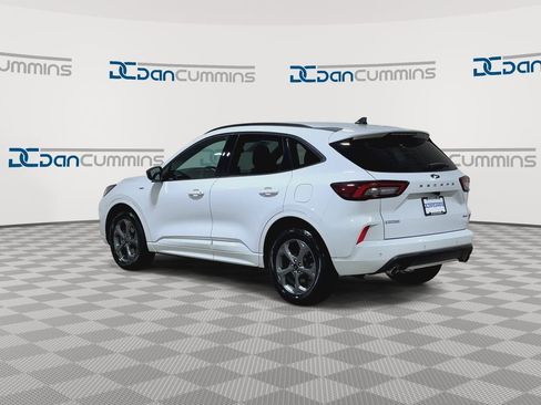 Used 2023 Ford Escape ST-Line w/ Tech Pack #1 AWD/4WD image 6