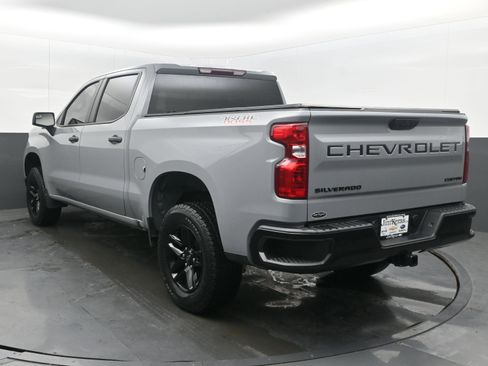 Used 2024 Chevrolet Silverado 1500 Custom Trail Boss w/ LPO, Dark Essentials Package AWD/4WD image 8